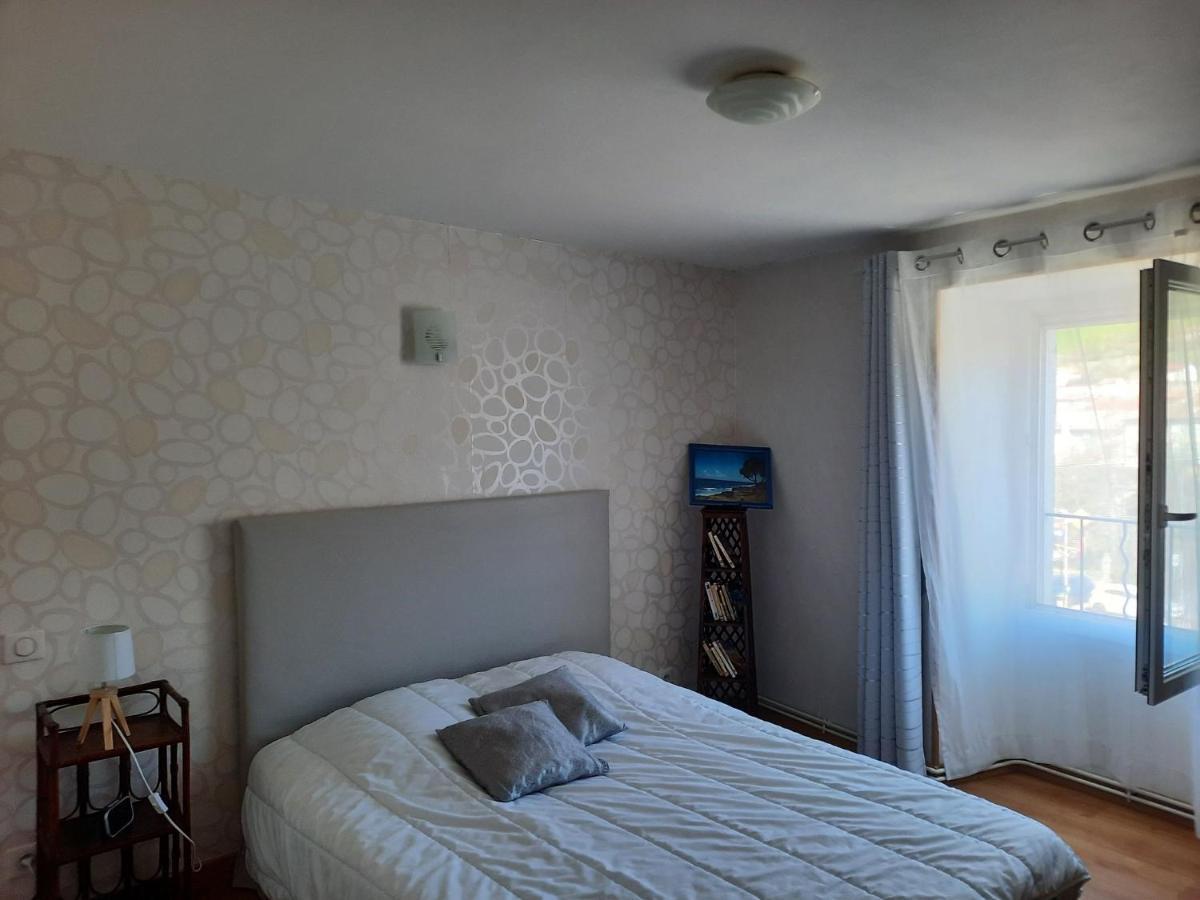 Maison Spacieuse Et Agreable Saint-Georges-de-Luzençon Εξωτερικό φωτογραφία