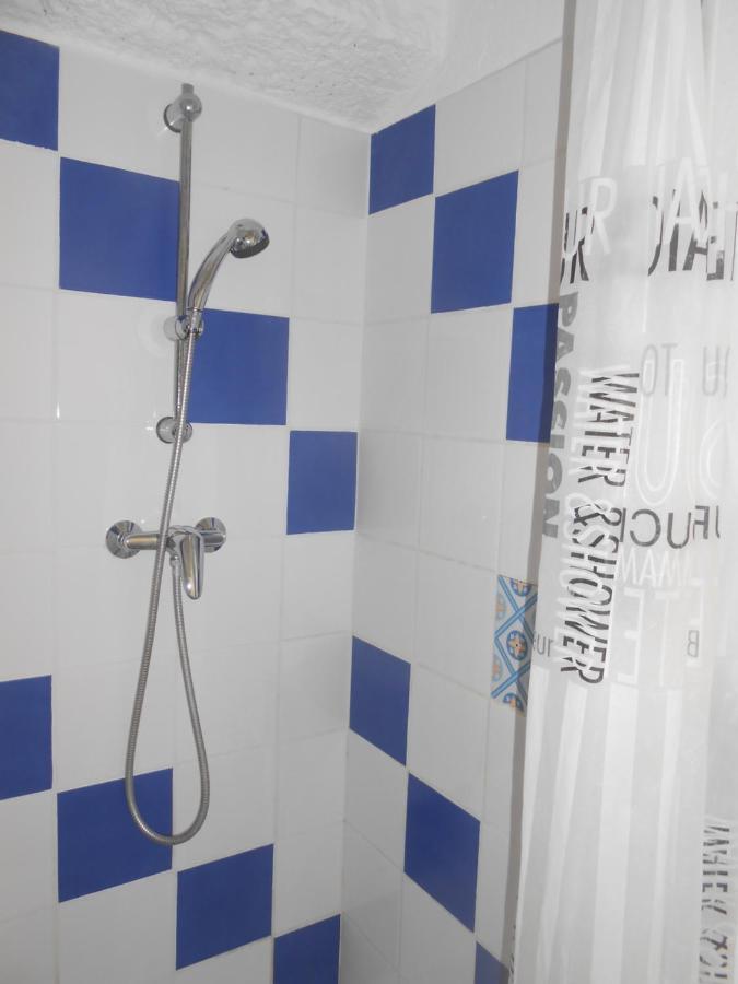 Maison Spacieuse Et Agreable Saint-Georges-de-Luzençon Εξωτερικό φωτογραφία
