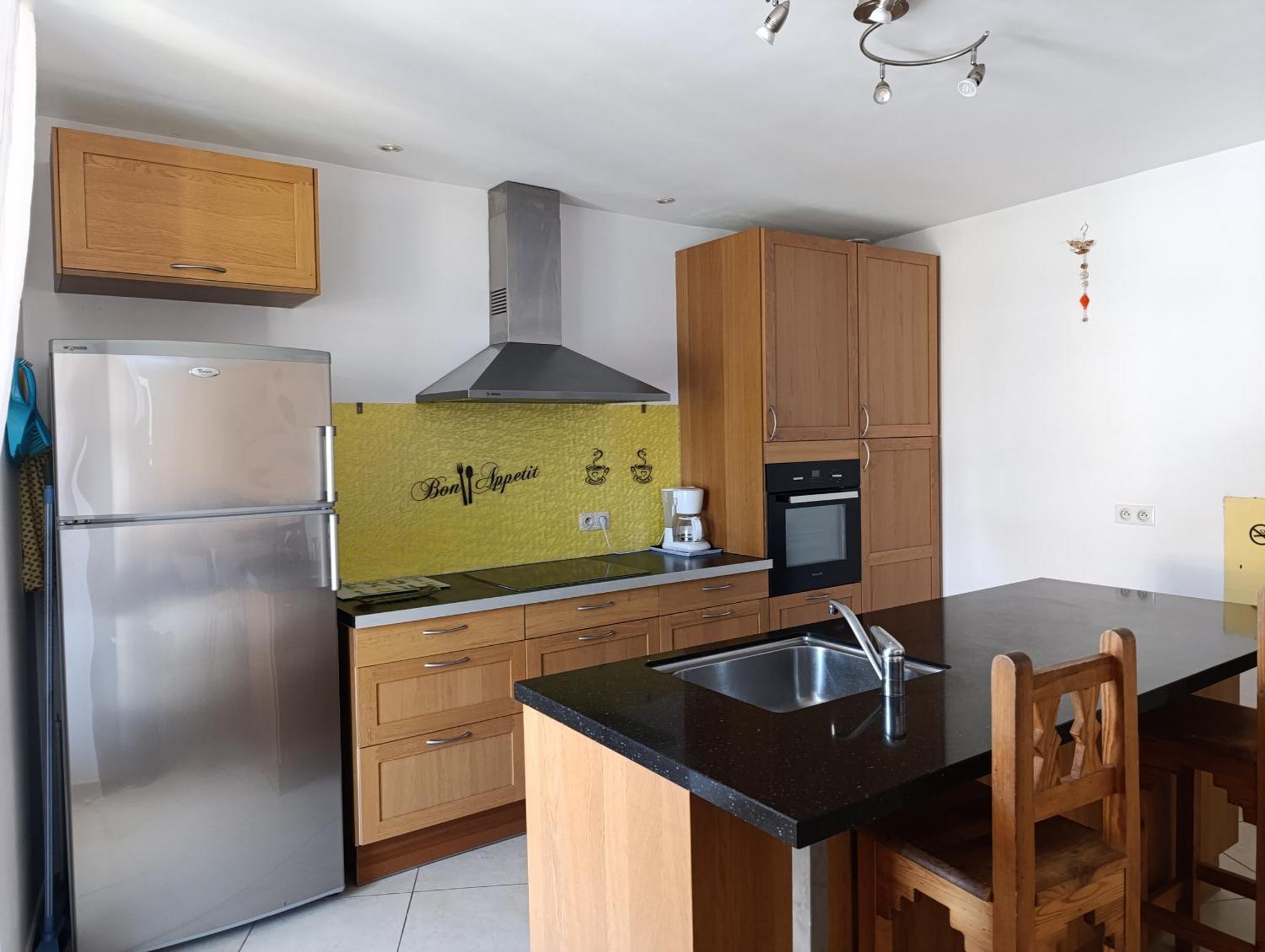 Maison Spacieuse Et Agreable Saint-Georges-de-Luzençon Εξωτερικό φωτογραφία