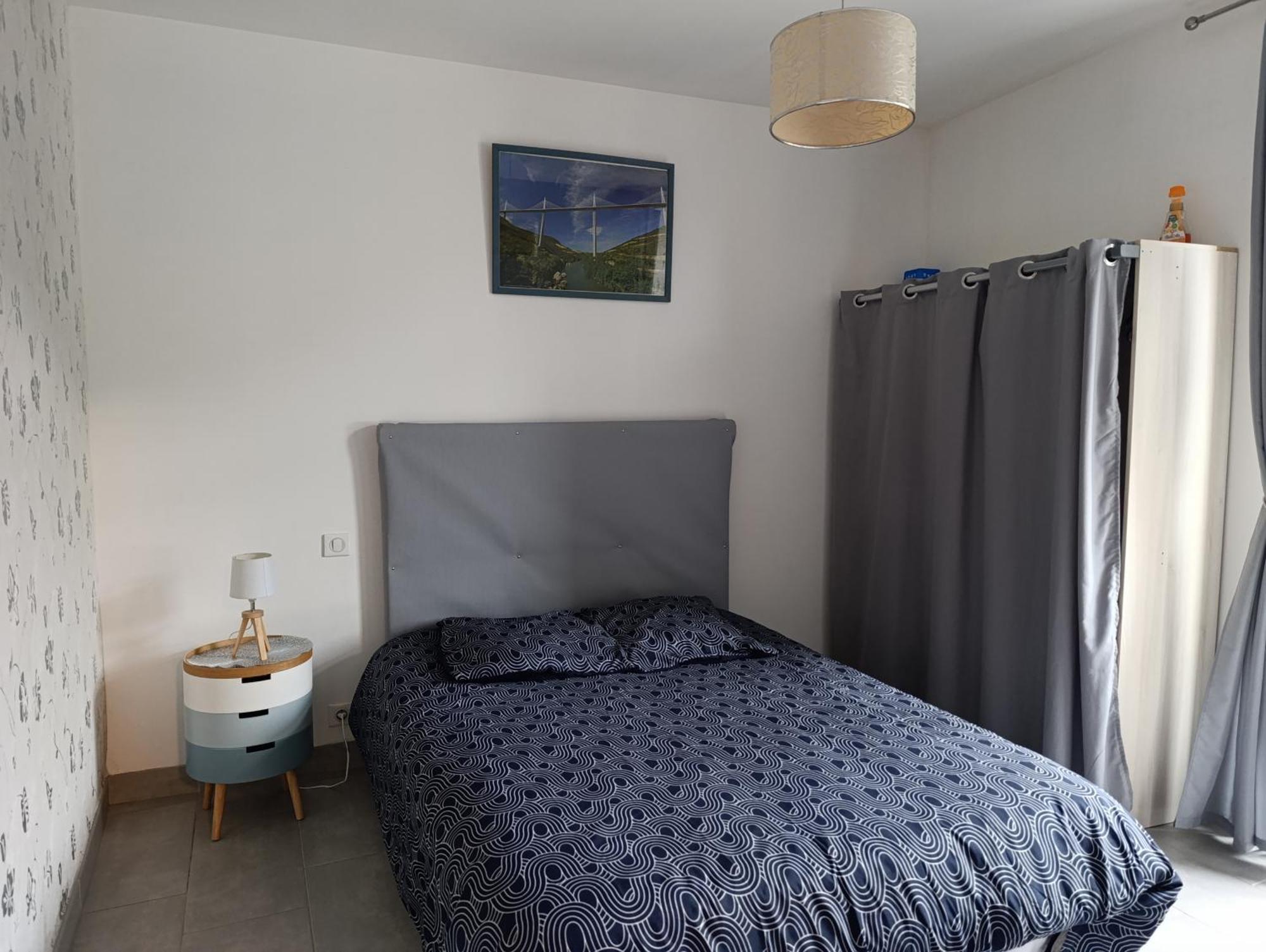 Maison Spacieuse Et Agreable Saint-Georges-de-Luzençon Εξωτερικό φωτογραφία